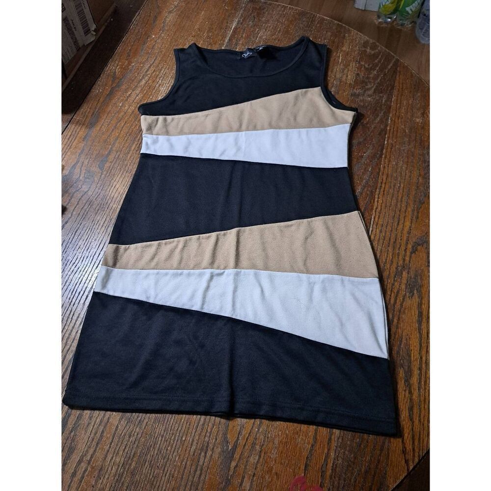 XL Cheslen Sleeveless Colorblock Tan White Black Mini Dress